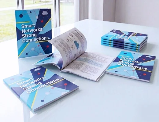 Flyers and brochures printed in Germany for urgent and last-minute delivery. High-quality express printing for business events and conferences.