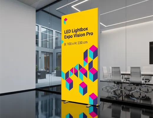 The LED Light Box 100 x 230 cm is a lightweight, double-sided illuminated display — built for trade shows, conferences, and corporate events across Germany and Europe. The aluminium frame folds together without tools. The SEG fabric graphic attaches with a silicone edge in minutes.